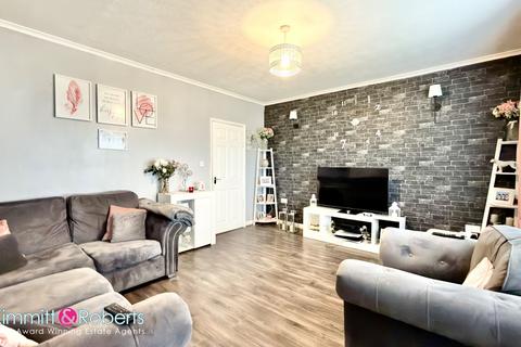 3 bedroom end of terrace house for sale, The Crescent, Shiney Row, Houghton le Spring, Tyne and Wear, DH4 4RE