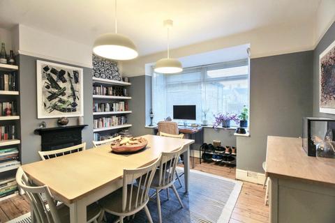 3 bedroom semi-detached house for sale, Grecian Street, Aylesbury