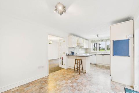 4 bedroom detached house for sale, Willow Corner, Carbrooke