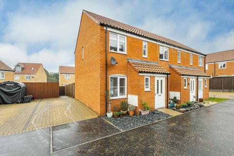 2 bedroom end of terrace house for sale, Nuthatch Road, Sprowston