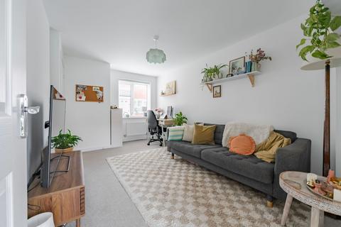 2 bedroom end of terrace house for sale, Nuthatch Road, Sprowston