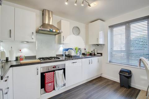 1 bedroom apartment for sale, Kenyon Way, Langley SL3
