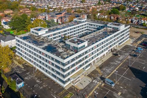 1 bedroom flat to rent, Compass Point, 450 Romsey Road, SO16