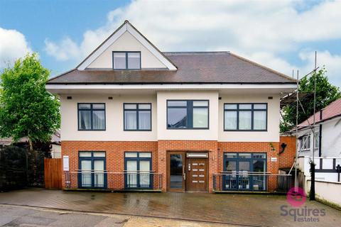 Graham Road, London, NW4