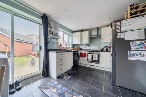 3 bedroom end of terrace house for sale, Wilks Road, Grantham, Lincolnshire, NG31