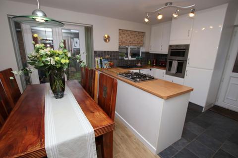 3 bedroom detached house for sale, Rosedale Gardens, Barnsley