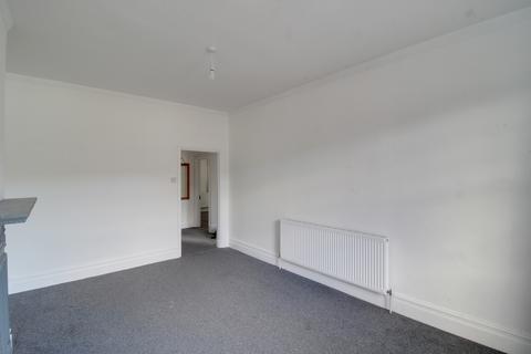 3 bedroom flat to rent, Southbridge Road, Croydon CR0