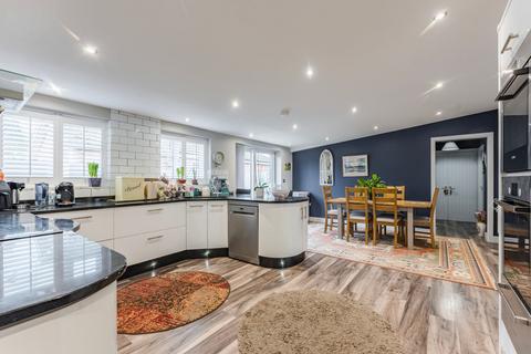 5 bedroom detached bungalow for sale, Glebe Road, Watton