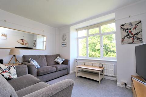 undefined, Cross Deep, Twickenham TW1