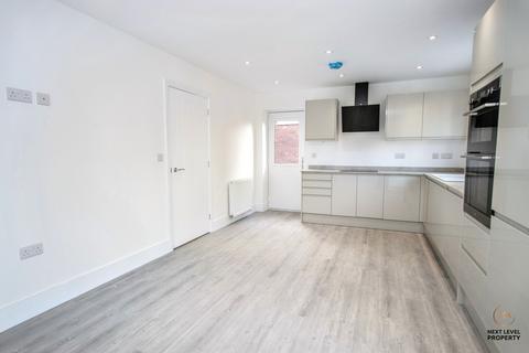 3 bedroom detached house for sale, High Road, Newton-In-The-Isle, PE13