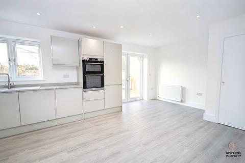 3 bedroom detached house for sale, High Road, Newton-In-The-Isle, PE13