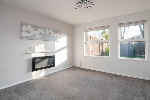 3 bedroom end of terrace house for sale, Manor House Close, Leyland