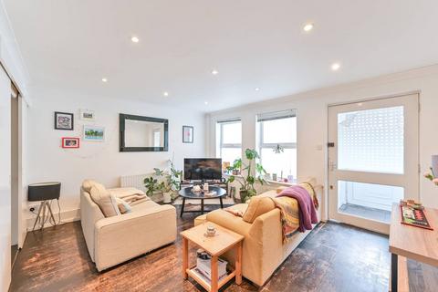 4 bedroom terraced house for sale, Somerleyton Road, Brixton, London, SW9