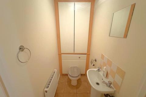 3 bedroom terraced house to rent, Rochester Road, Corby NN18