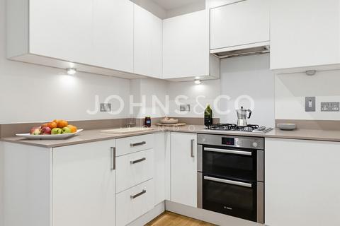 2 bedroom apartment to rent, 201 Carpenter House