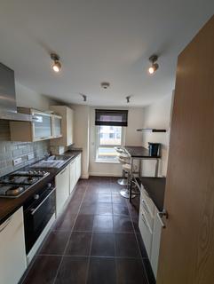 2 bedroom flat to rent, Kenley Road, Renfrew, PA4