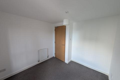 2 bedroom flat to rent, Kenley Road, Renfrew, PA4