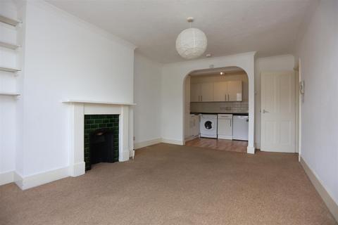 2 bedroom flat to rent, Denmark Villas, Hove