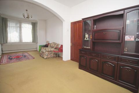 3 bedroom terraced house to rent, Cromwell Road , Hounslow, TW3