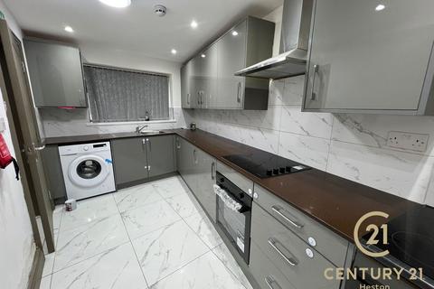 1 bedroom in a house share to rent, Norwood Road, SOUTHALL UB2