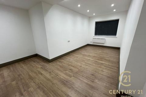 1 bedroom in a house share to rent, Norwood Road, SOUTHALL UB2