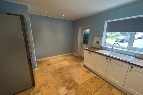 3 bedroom terraced house for sale, Wellsmoor Gardens, Bromley, BR1