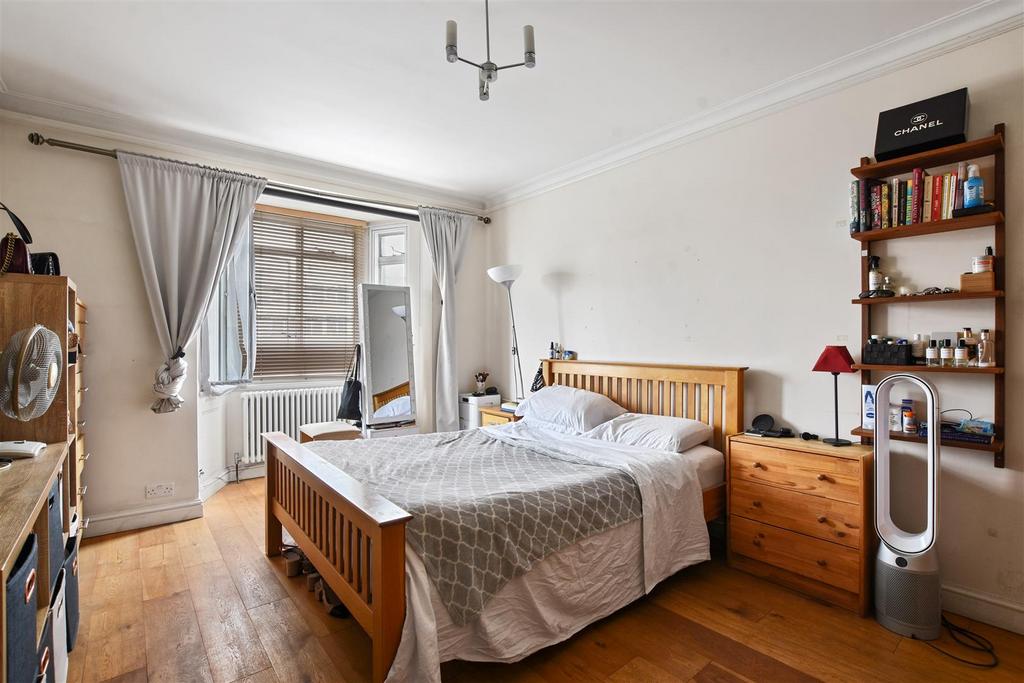 Bedroom 2.JPG