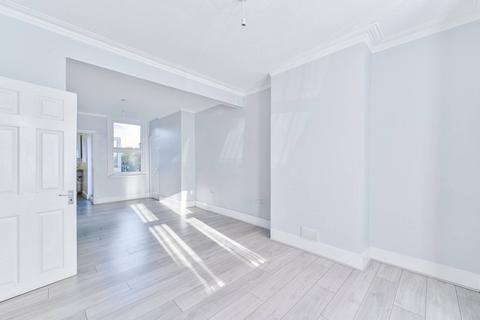 2 bedroom terraced house to rent, Kings Highway, Plumstead, London, SE18