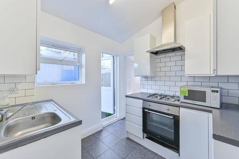 2 bedroom terraced house to rent, Kings Highway, Plumstead, London, SE18