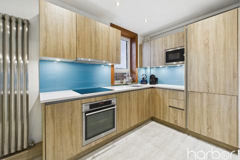 1 bedroom flat for sale, Cumbernauld Road, Stepps, Glasgow, North Lanarkshire, G33 6EL
