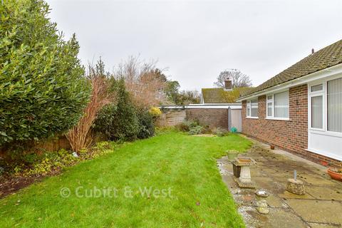 3 bedroom detached bungalow for sale, Alperton Close, Bognor Regis PO21
