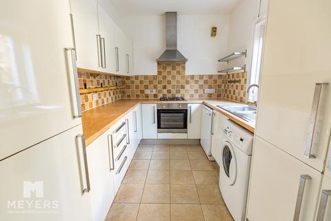 2 bedroom flat for sale, St Albans Crescent, Bournemouth, BH8 9EW