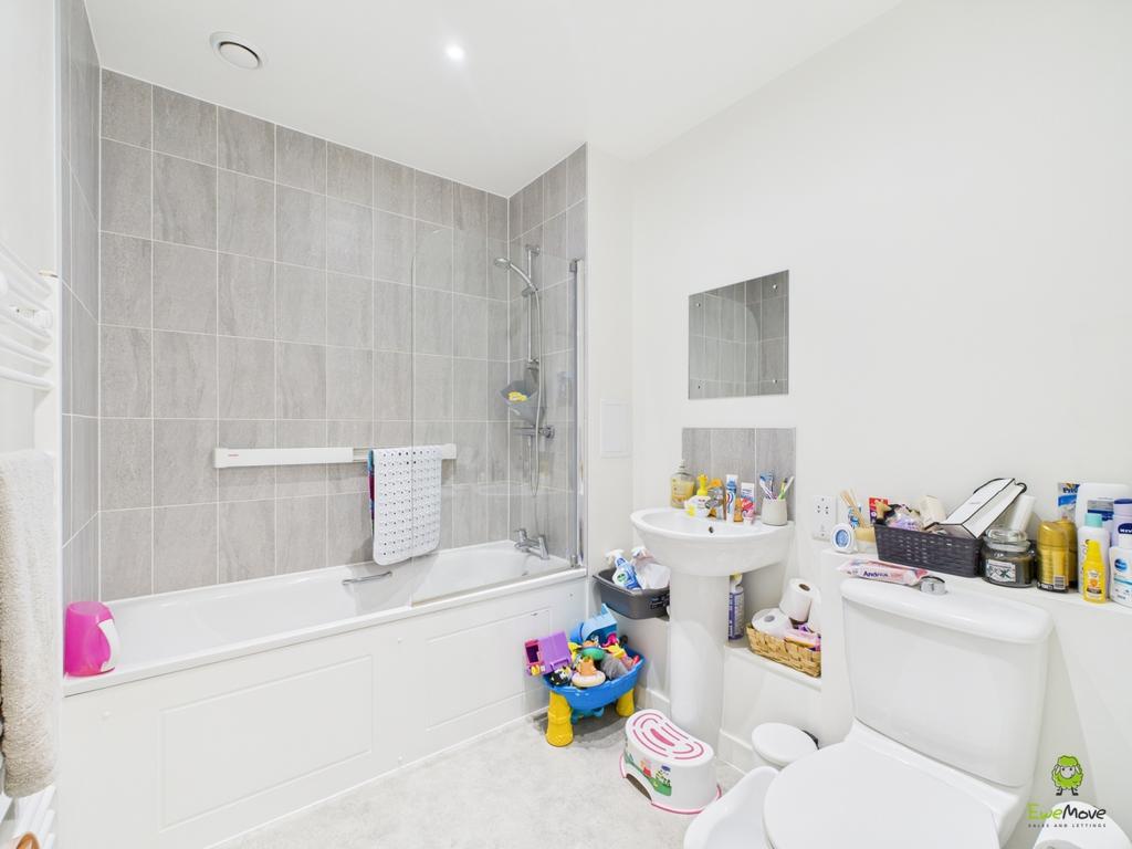 Presented by Kevin at Ewe Move Bexleyheath and Dart