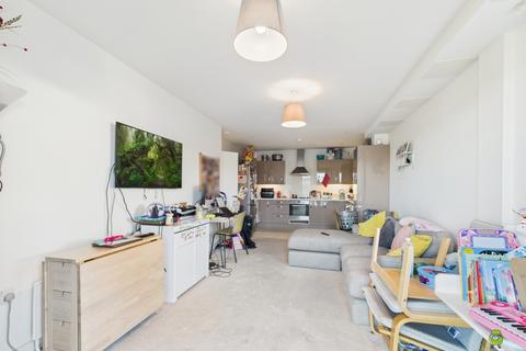 2 bedroom apartment for sale, BELLINGHAM COURT, LARNER ROAD, ERITH, DA8
