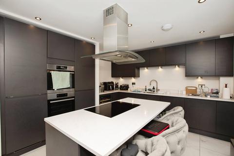 4 bedroom detached house for sale, Shearwater Drive, Preston PR2