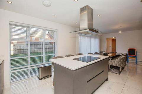 4 bedroom detached house for sale, Shearwater Drive, Preston PR2