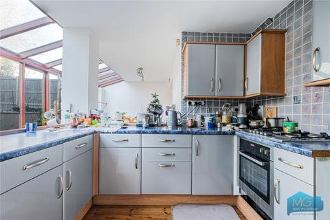 3 bedroom semi-detached house for sale, Ingleway, London, N12
