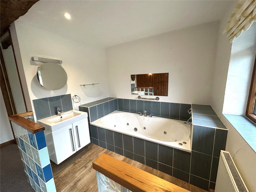 Master Ensuite