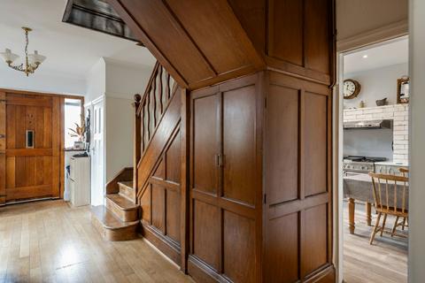 4 bedroom detached house for sale, Carlton Road, Redhill, RH1