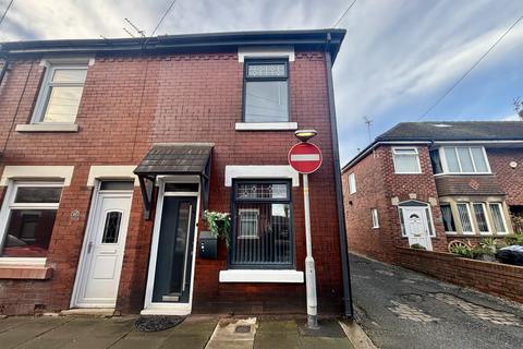 2 bedroom end of terrace house for sale, Melrose Avenue, Layton FY3