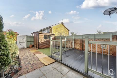 3 bedroom terraced house to rent, Collingwood Walk, Sittingbourne, Kent, ME10