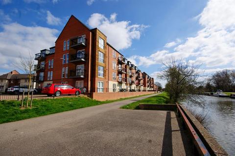Angelica Road, Lincoln