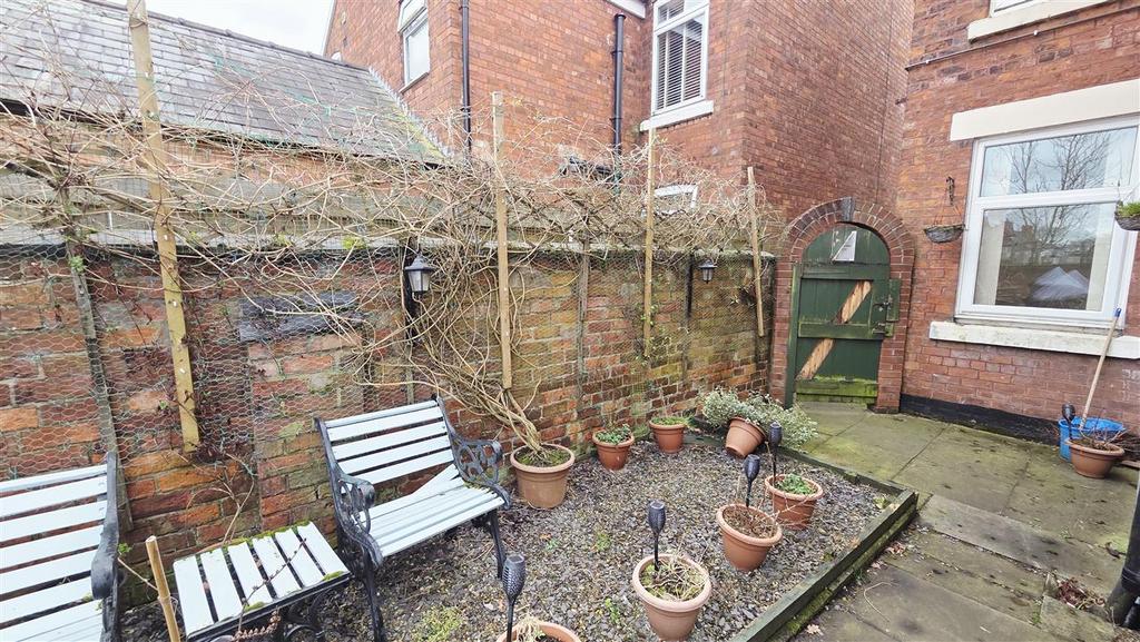 Communal Rear Garden