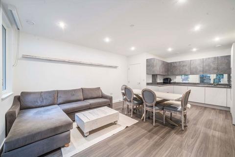 2 bedroom flat to rent, Hanbury Road, London W3