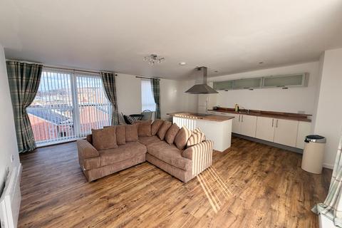 2 bedroom flat to rent, Penistone Road, Sheffield, S6