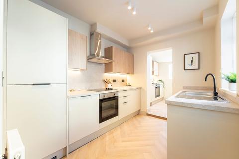 6 bedroom house share to rent, Kitchener Road, High Wycombe HP11