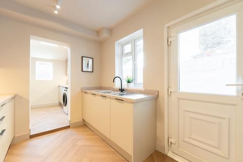 6 bedroom house share to rent, Kitchener Road, High Wycombe HP11