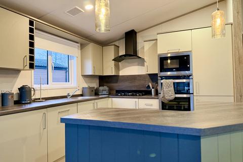 2 bedroom lodge for sale, Melbourne Road, Allerthorpe YO42