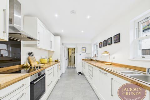 3 bedroom terraced house for sale, York Road, Northampton, NN1 5QJ