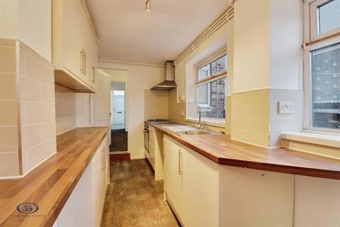 2 bedroom house to rent, Slaney Street, Newcastle
